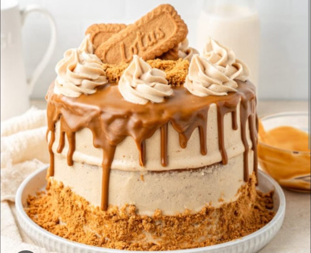 Lotus biscoff cake